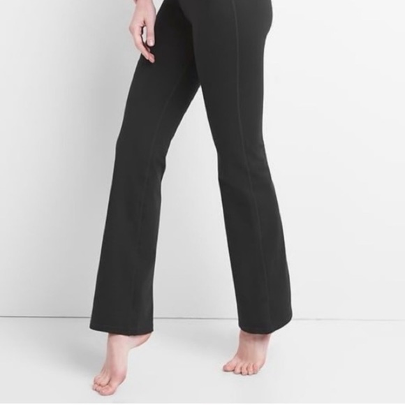 GAP GapFit gdance Slim Boot Pant (Black) L - Picture 2 of 12